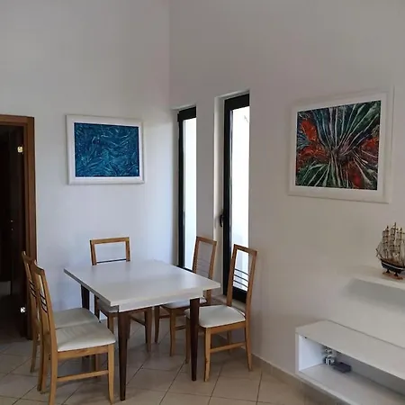 Pine Tree App 150m By Beach! Apartment Golem (Tirana)