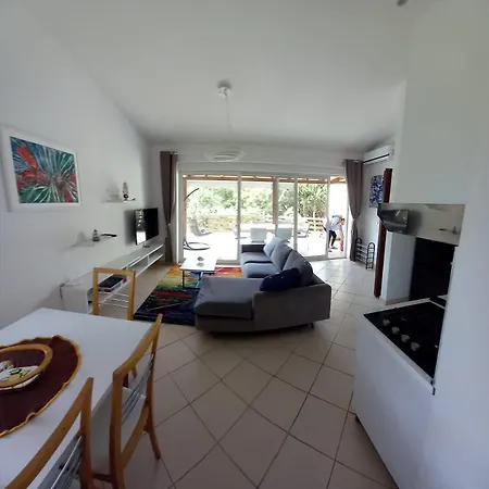 Apartment Pine Tree App 150m By Beach!